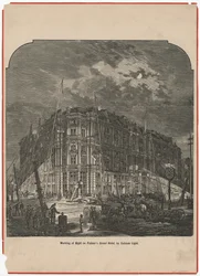 Trabajando de noche en el Grand Hotel de Palmer con luz de calcio, ilustración de The Land Owner, c.1872